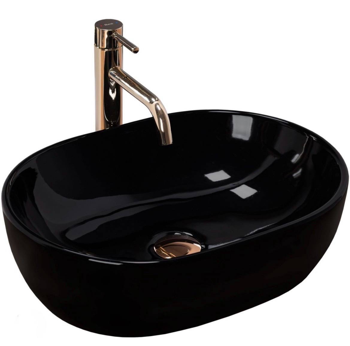 Nové čierne umývadlá pre modernú kúpeľňu