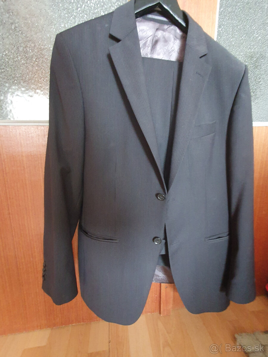 Predám moderný pánsky oblek zn.S Oliver. Regular FIT veľ.48