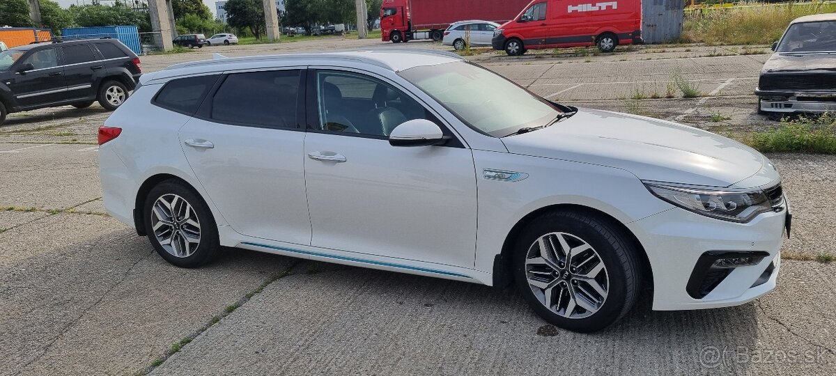 Kia Optima SW 2.0 GDI PHEV, 02/2019, EV dojazd 50 km