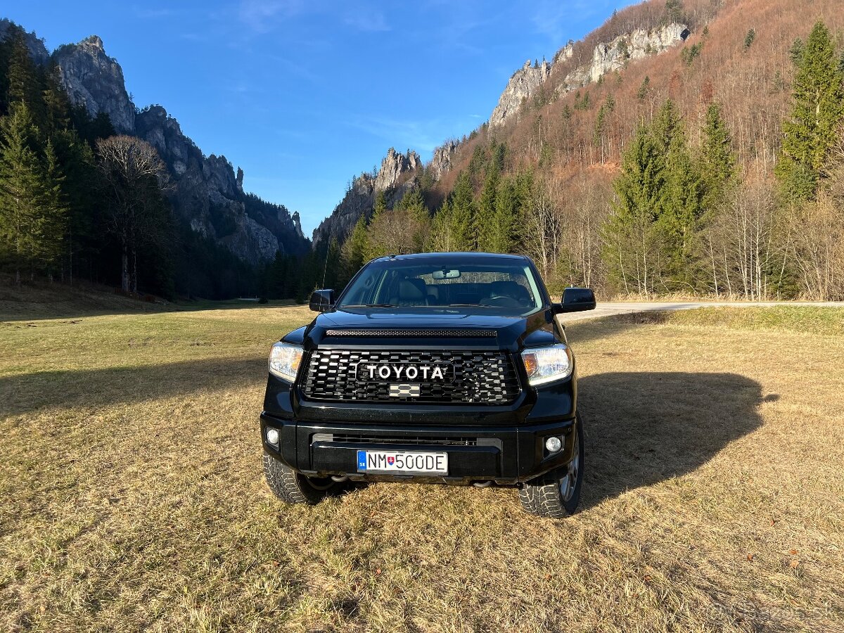 Toyota Tundra Platinum iForce V8 4x4