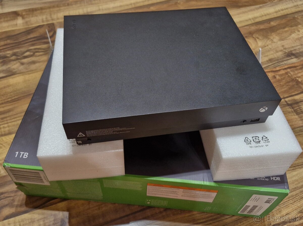 XBOX ONE X 1TB HDD