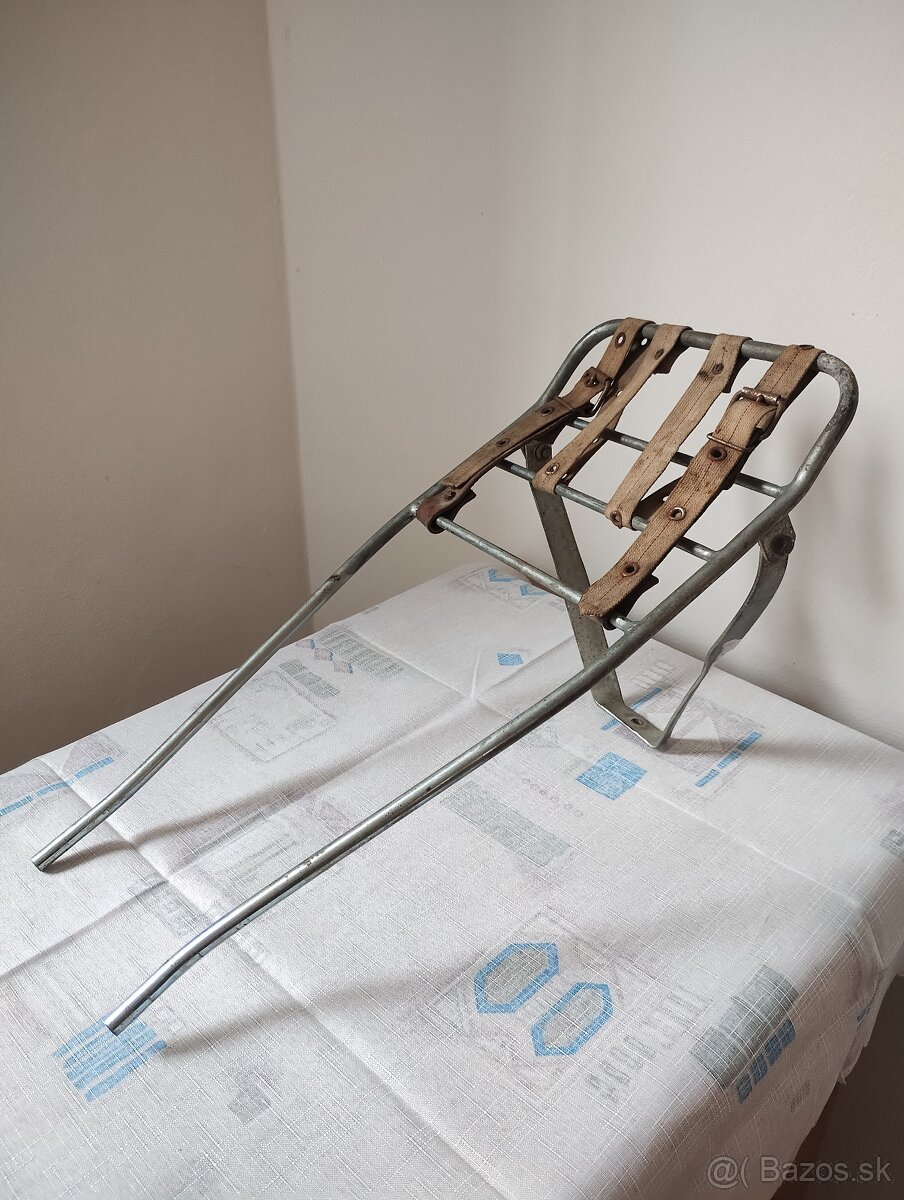 Prodám univerzální originální nosič na motocykl Jawa ČZ