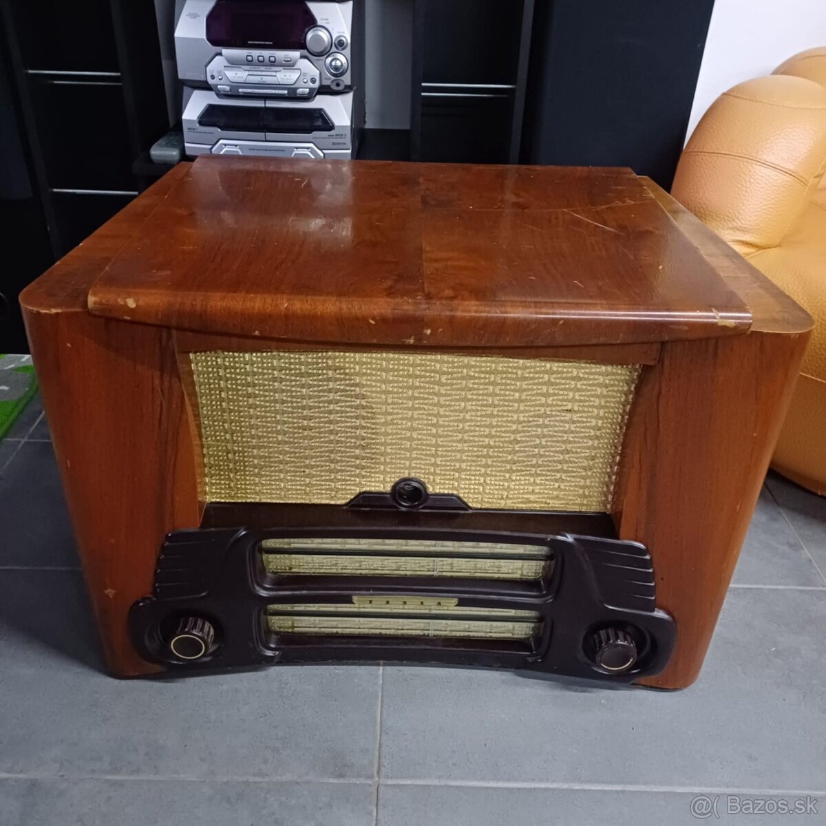 Tesla Tábor 2 – rádio + gramofón, neodskúšané