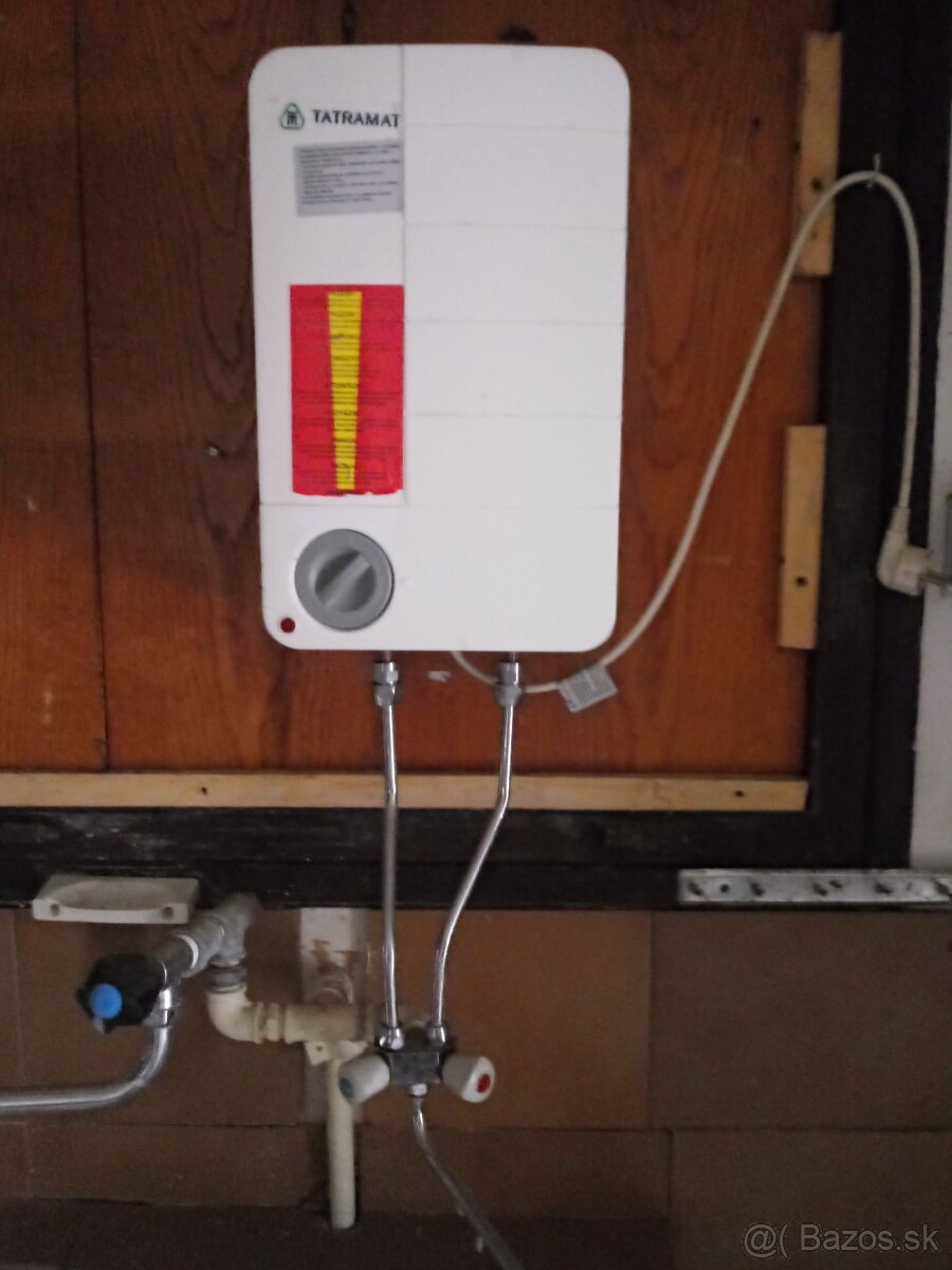 Predám prietokovy ohriavač vody elektricky