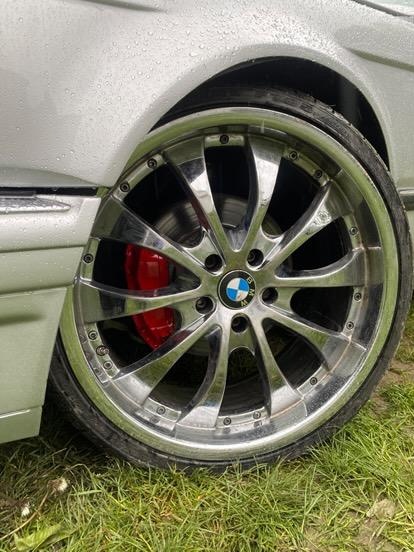 Disky/pneumatiky BMW r20