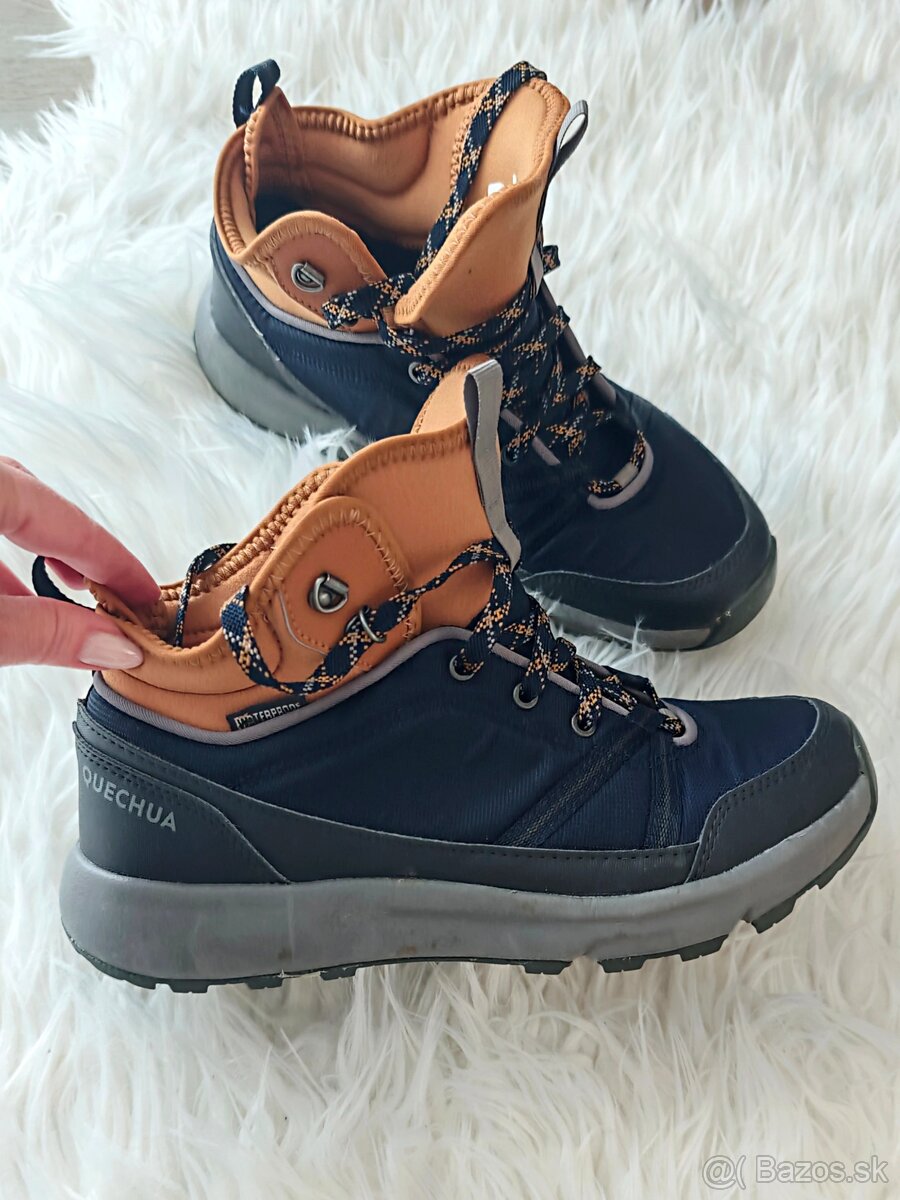 Turistická obuv c. 40