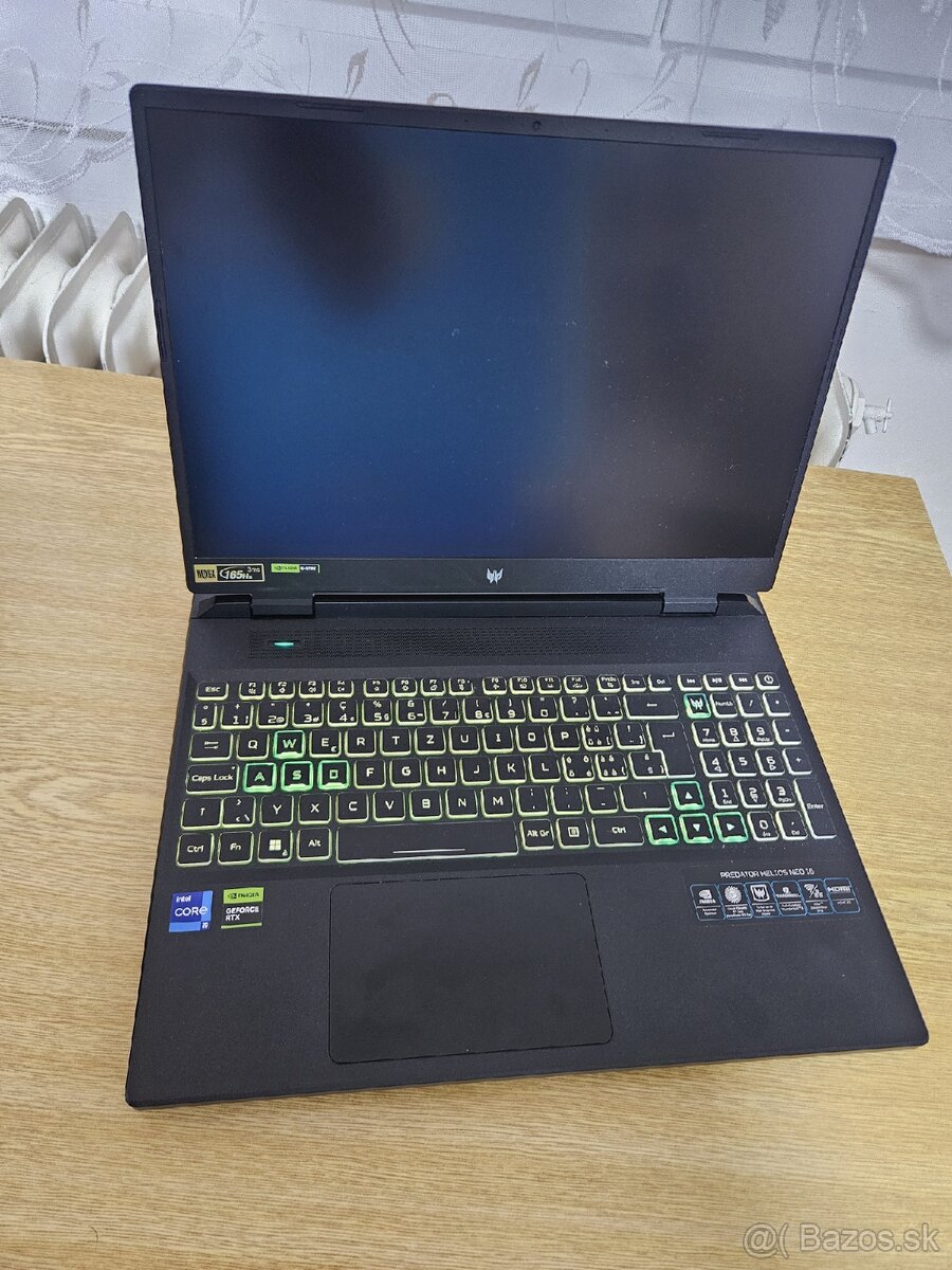 Acer Predator i9 // RTX4070 // 32GB // 1TB