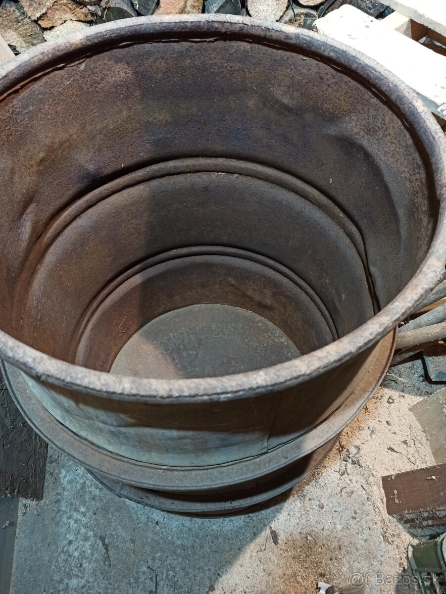 Súd 200l