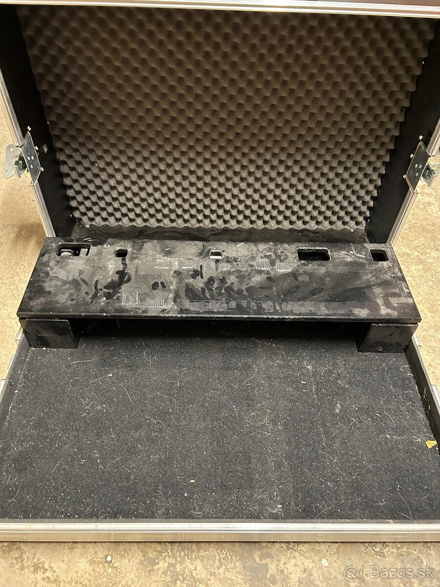 Predám Custom Pedalboard