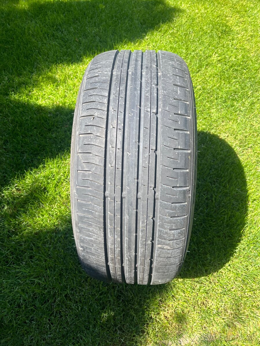 1ks Falken 225/40 R18