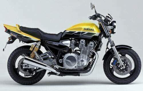 Yamaha XJR 1200-1300