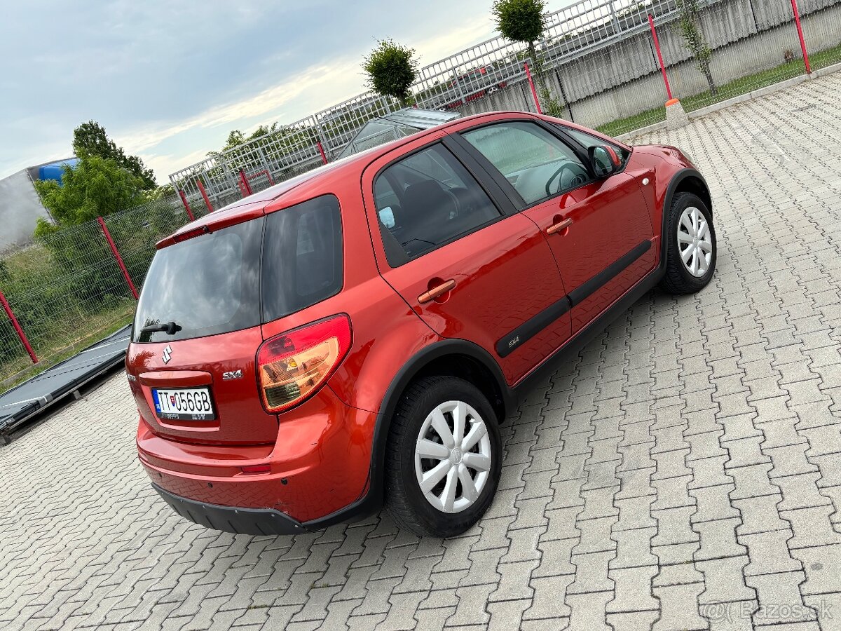 Suzuki SX4