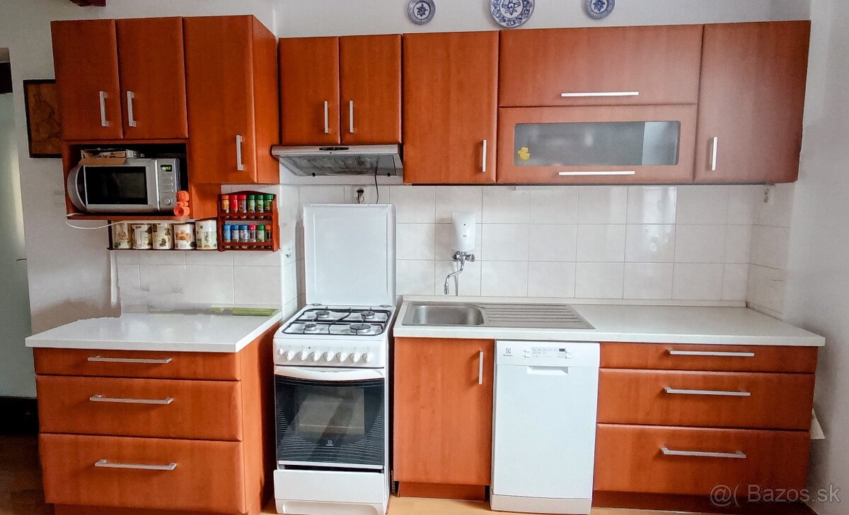 Kuchynská linka