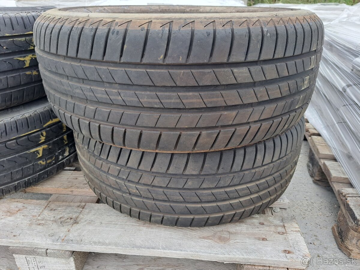 Pneu 235/55 r17