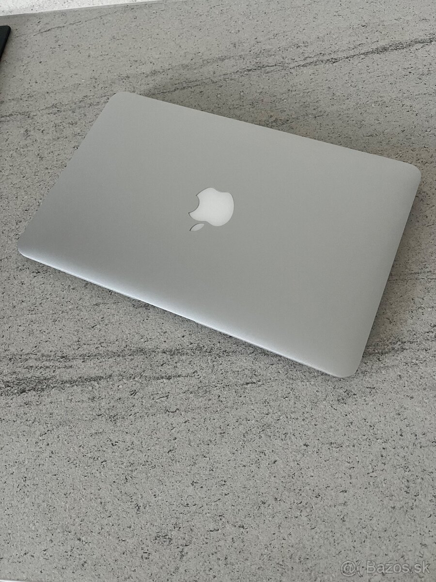 MacBook Air 11