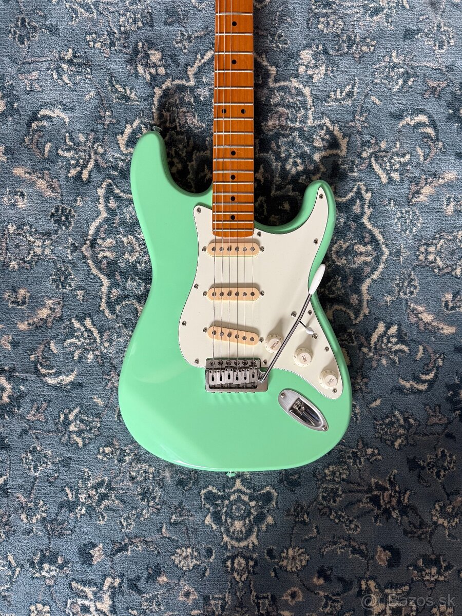 Handmade Vintage-Style 60's Surf Green Strat