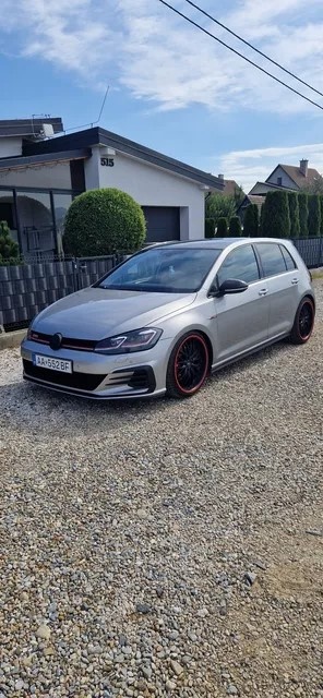 Volkswágen Golf GTi Performance AT/7 180kw naj.57000km
