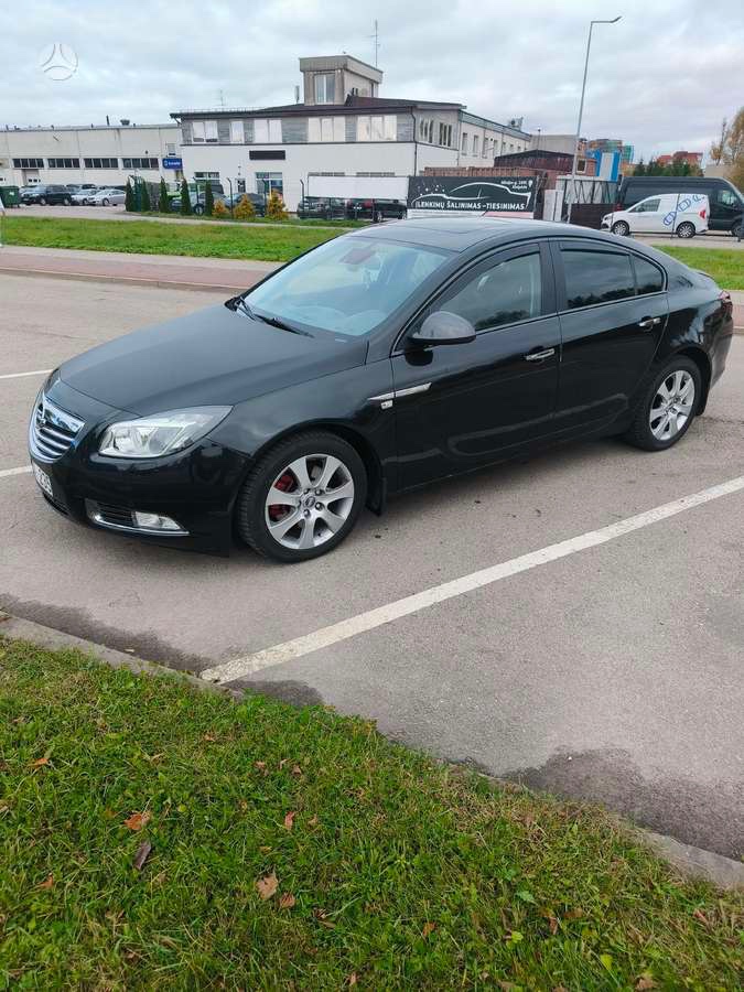 Rozpredám Opel insignia 2.0cdti 118kw
