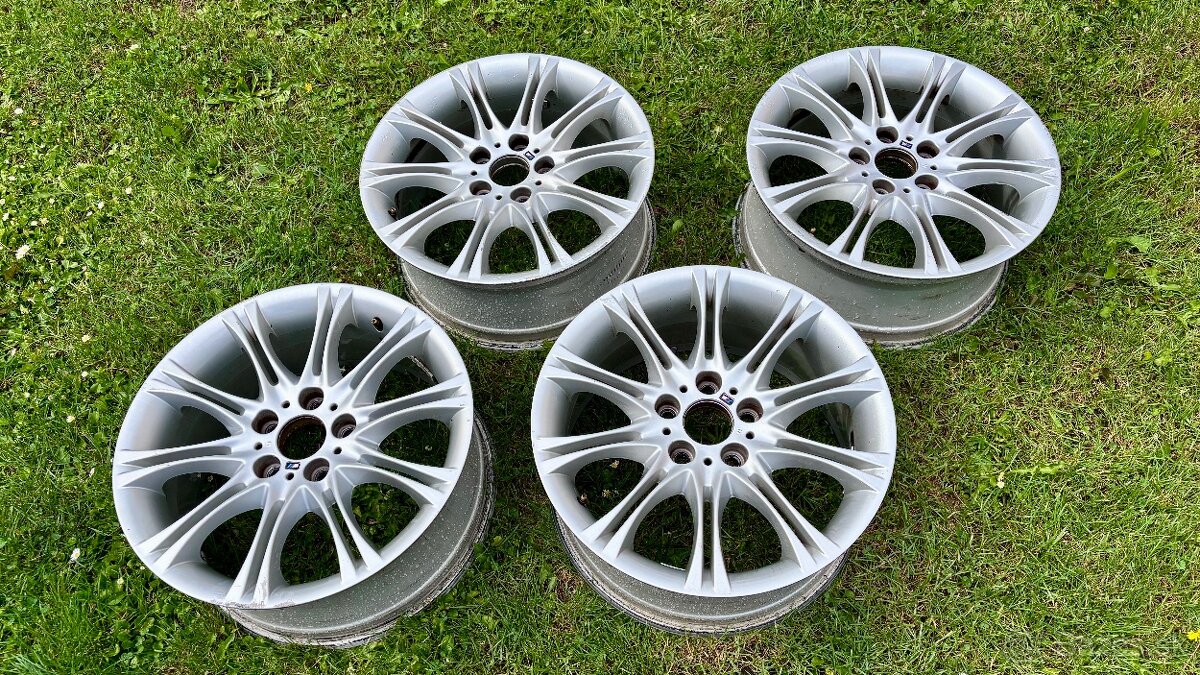BMW Styling 135 5x120 R18 - 2x 18x8 ET47 2x 18x8.5 ET50