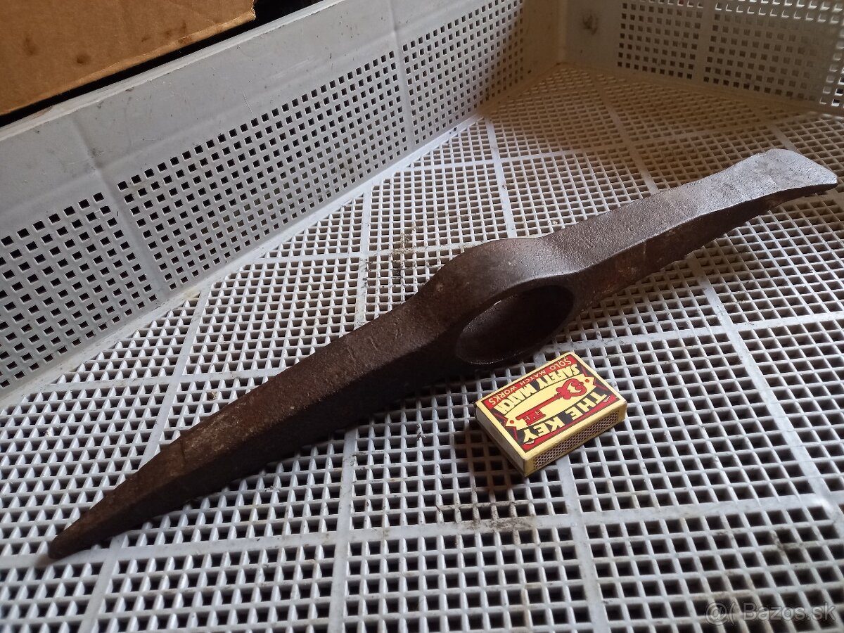 stare kovane naradie