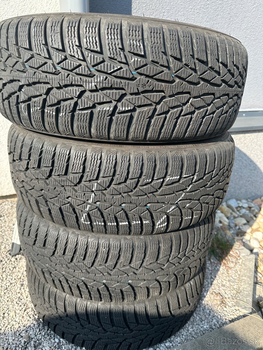 Zimne pneu 195/55R16 Nokian