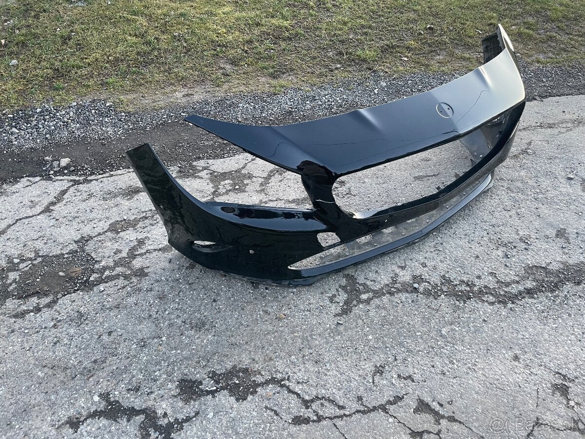 Predám nárazník na Mercedes cla