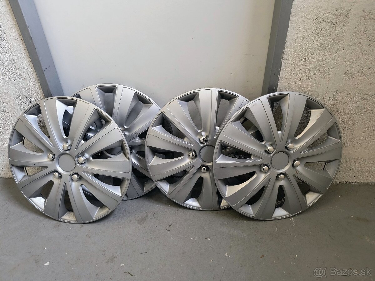 Puklice R16
