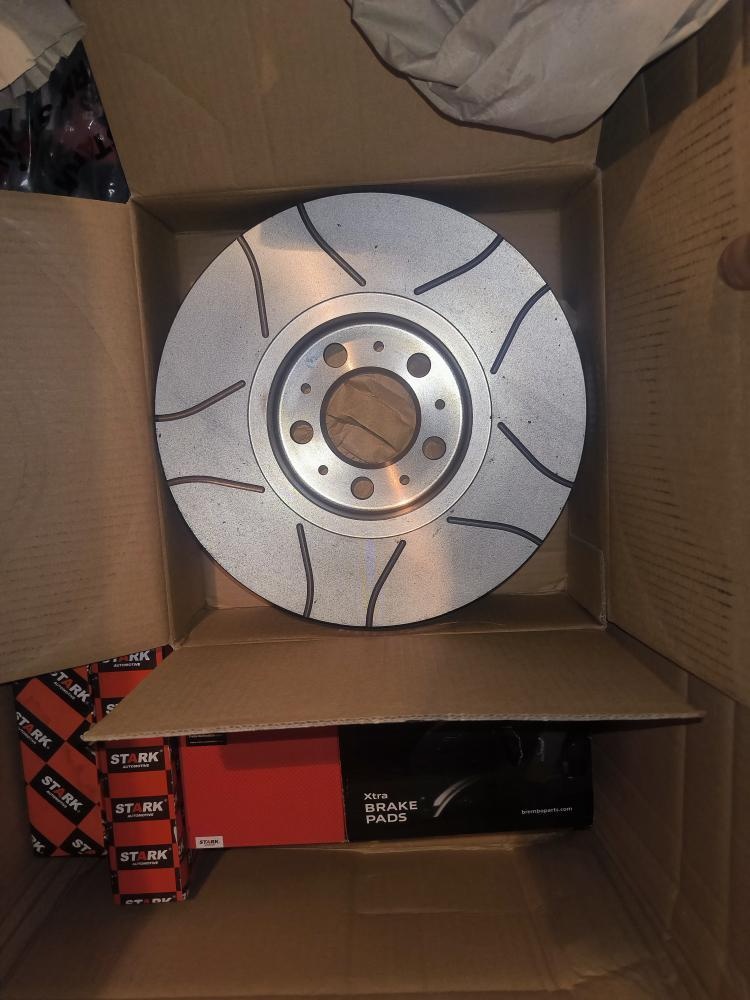 Brzdové kotúče Brembo 220mm