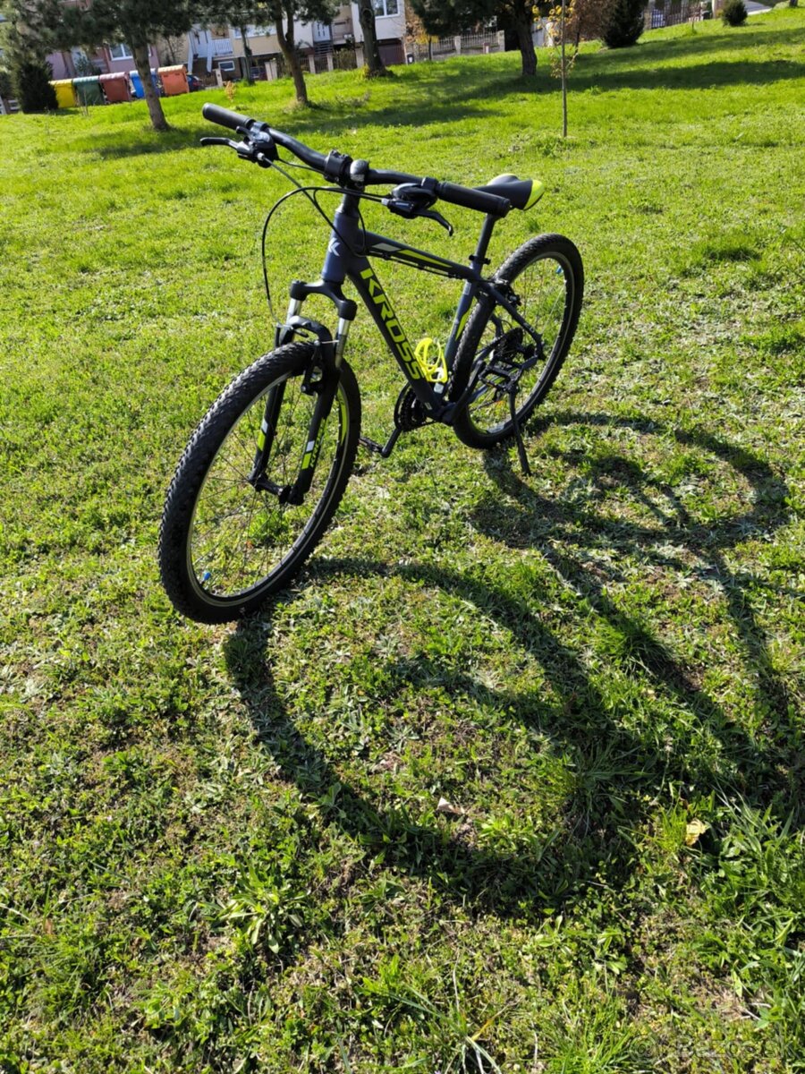 Bicykel Kross Hexagon