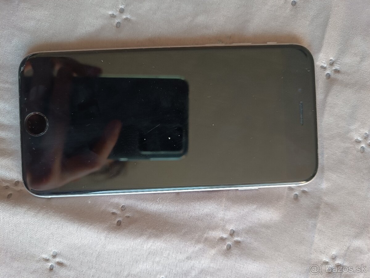 📱 iPhone 6s 32B Plne funkčný, batéria 88% Stav podľa fotky