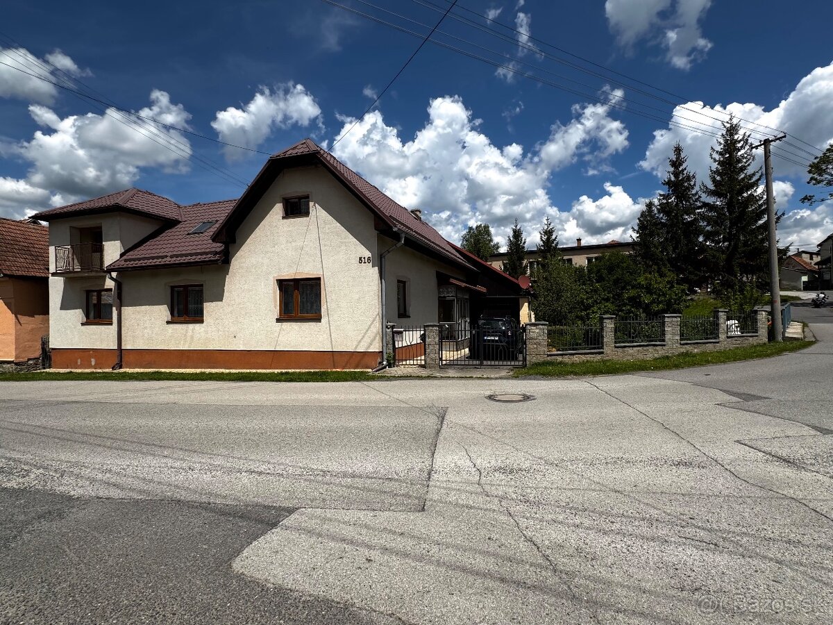 Rodinný dom po čiastočnej rekonštrukcii – VAŽEC