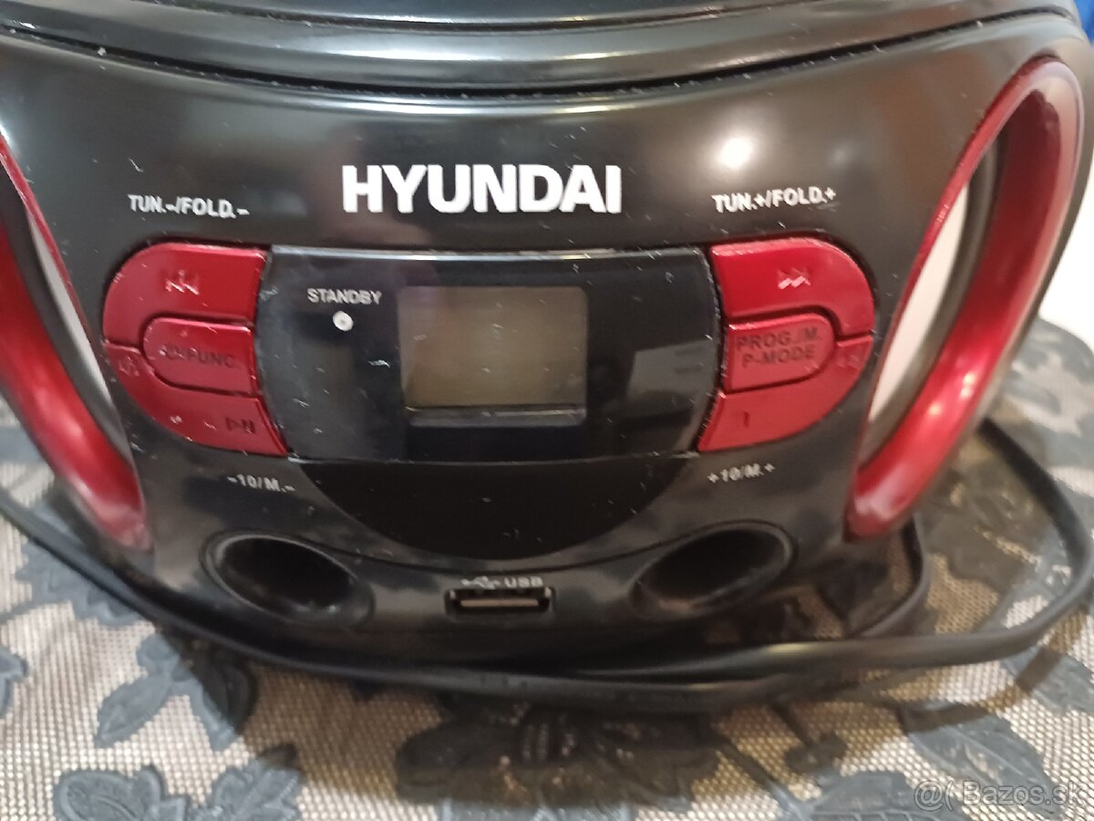 Rádioprehrávač Hyundai