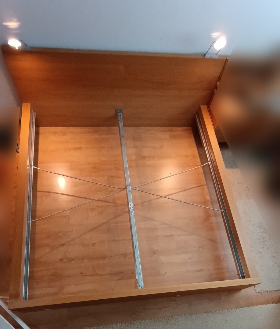 veľká posteľ 180x200 IKEA MALM dubová dýha + rošt