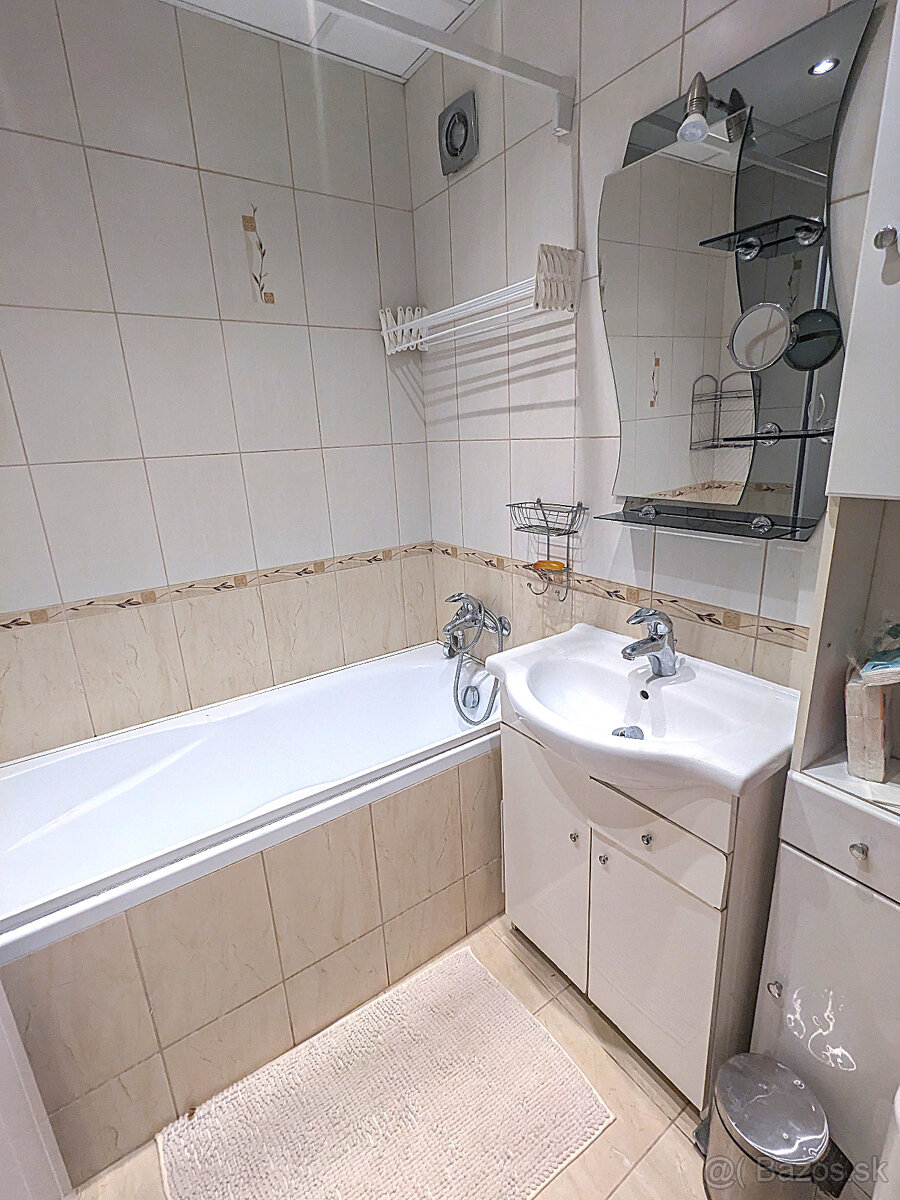 4 izb rekonštr., Ťahanovce (Bukureštská), 83m2, OV, LO,7.p.