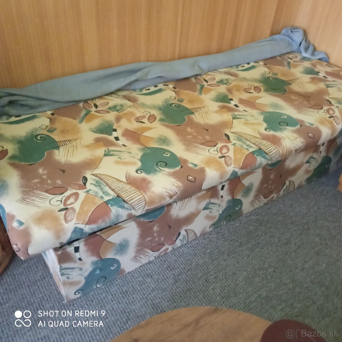 Skrine, posteľ