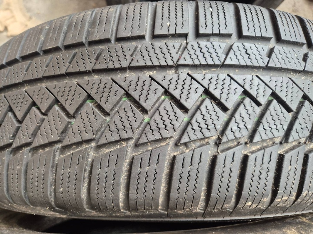215/65 r17 zimné 4 ks CONTINENTAL dezén 7,7-7,2 mm