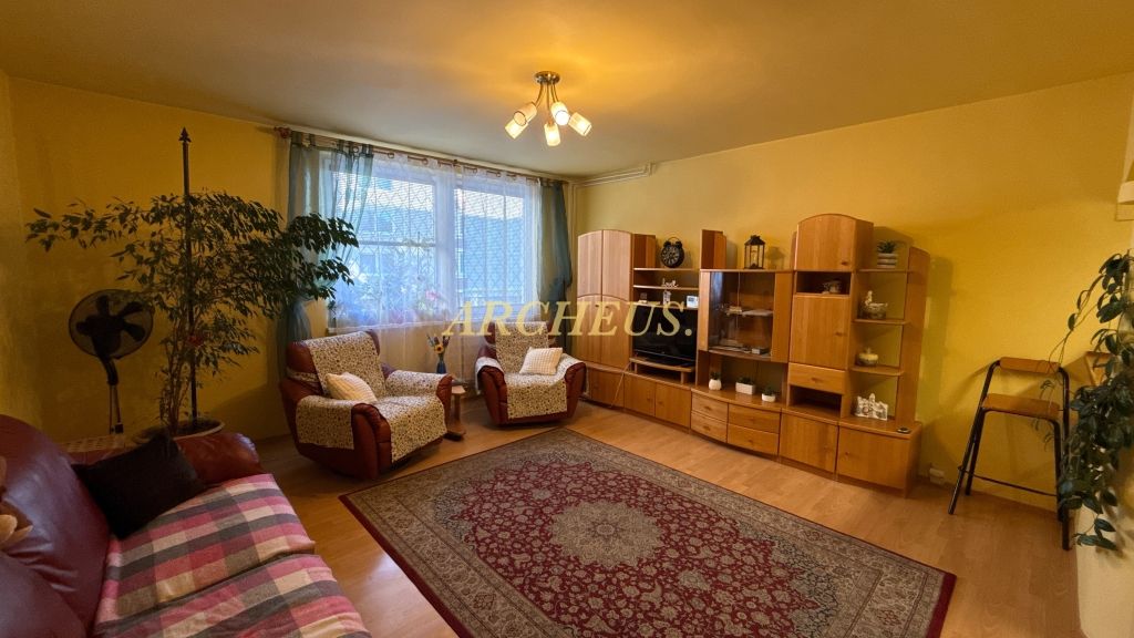 PREDAJ 2.-izbový byt, Malé námestie Malacky