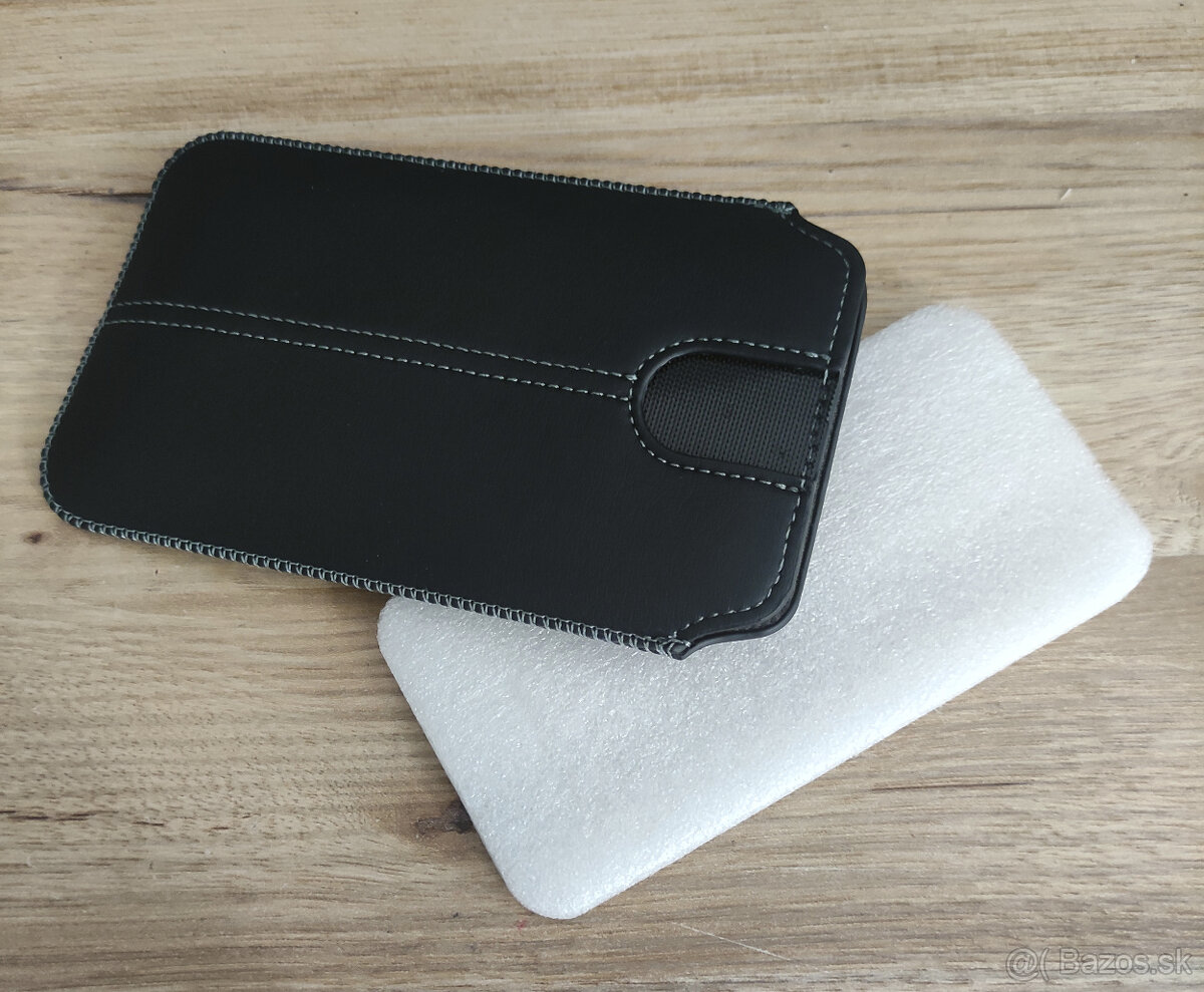 Univerzálne puzdro na telefón z PU kože