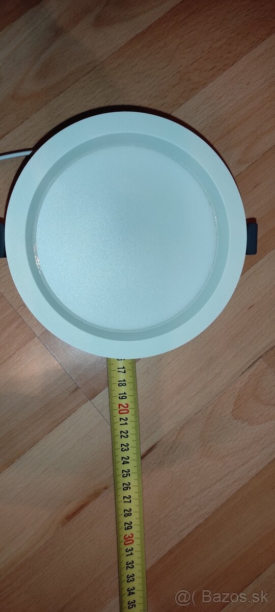 LED svetlo 1260 lumenov