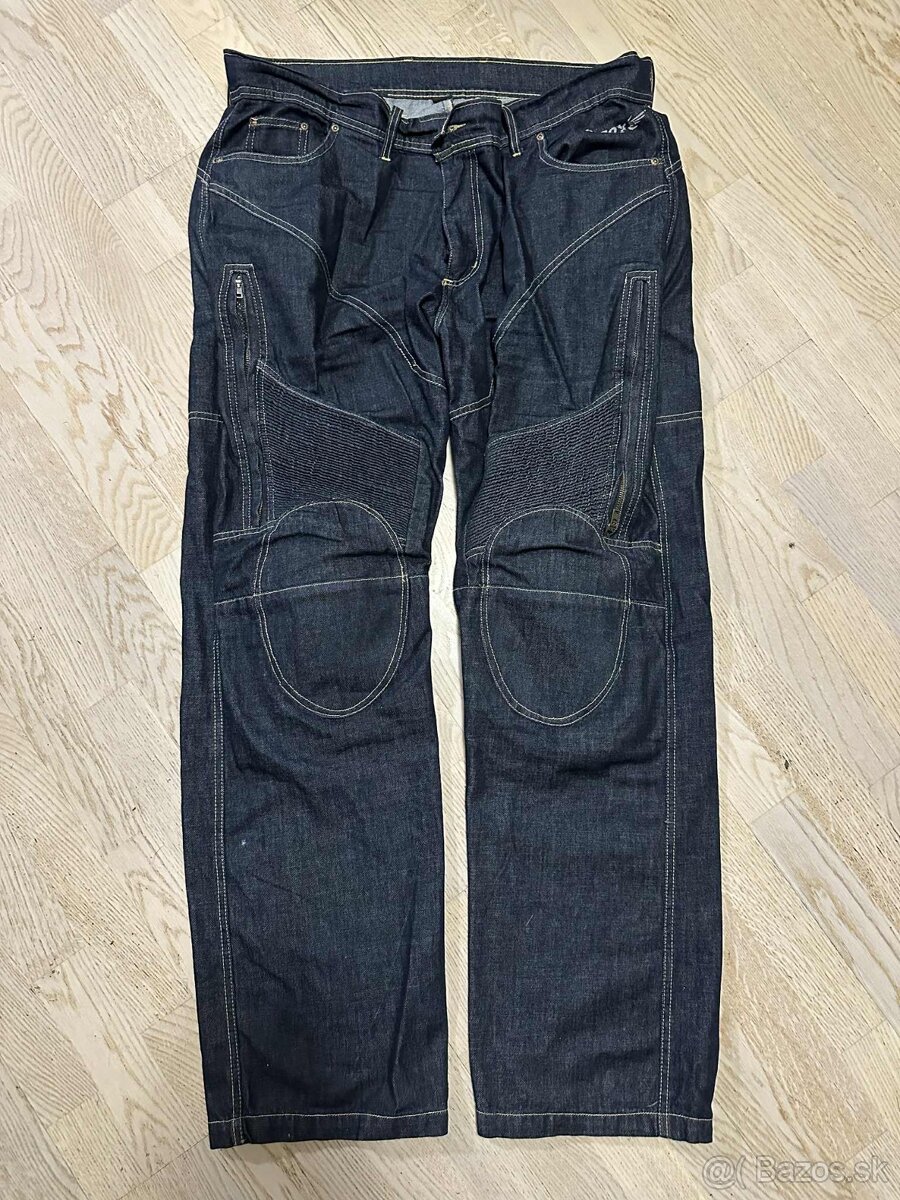 Motorkárske nohavice