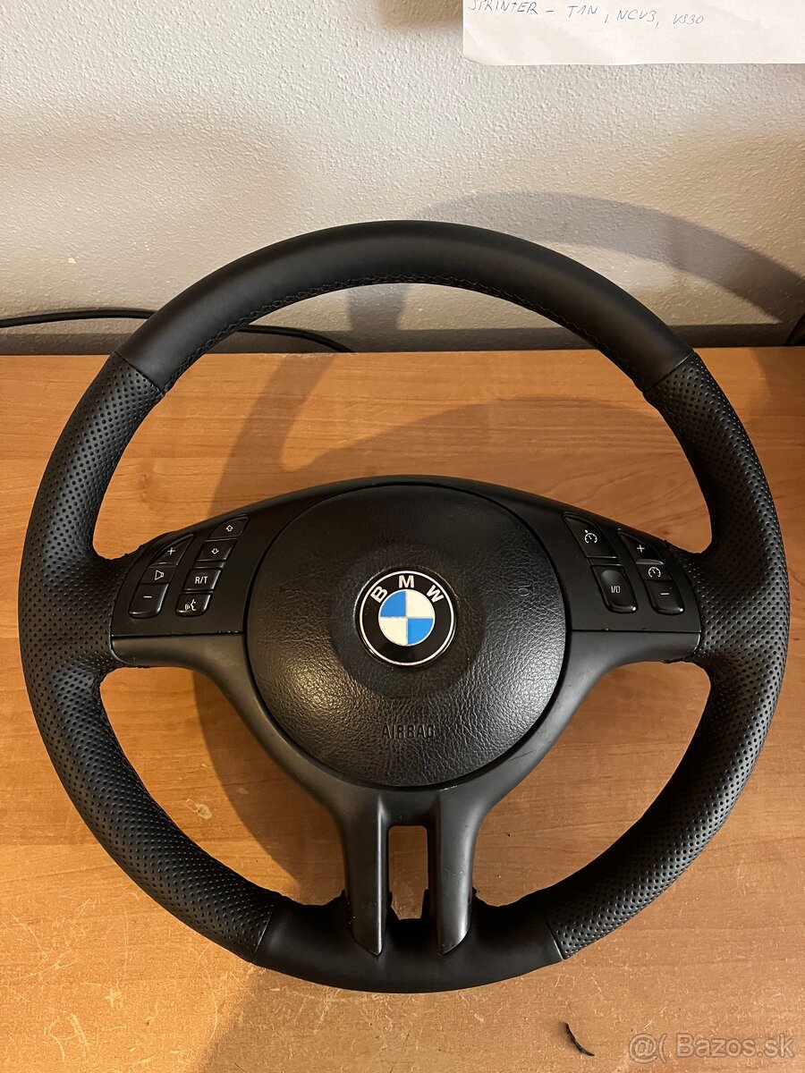 BMW volant 3-ramený