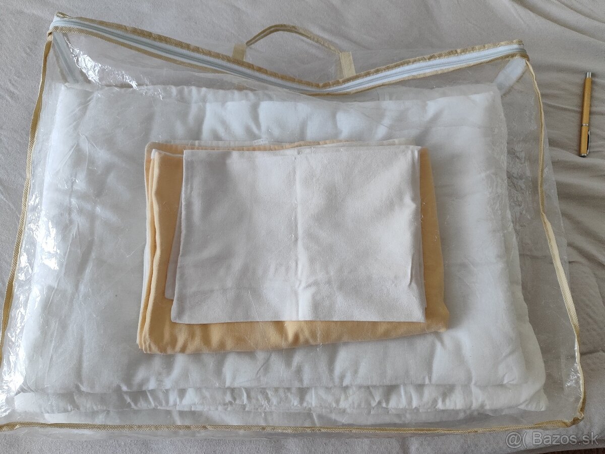 Paplón, vankúš a obliečky do postieľky
