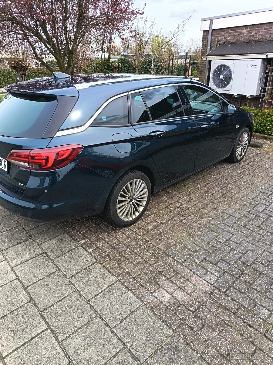 Opel Astra šport Combi 100kw