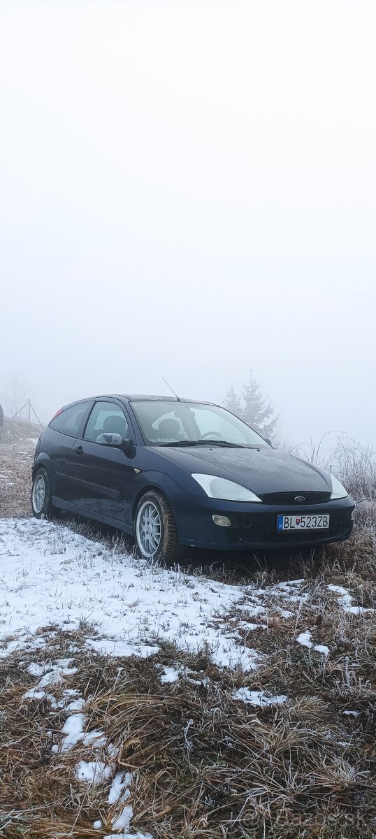 Ford FOCUS 2.0i 16v Sport