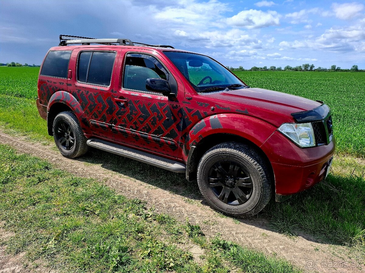 Nissan Pathfinder 2006 ŤAŽNÉ 7 MIESTNÉ