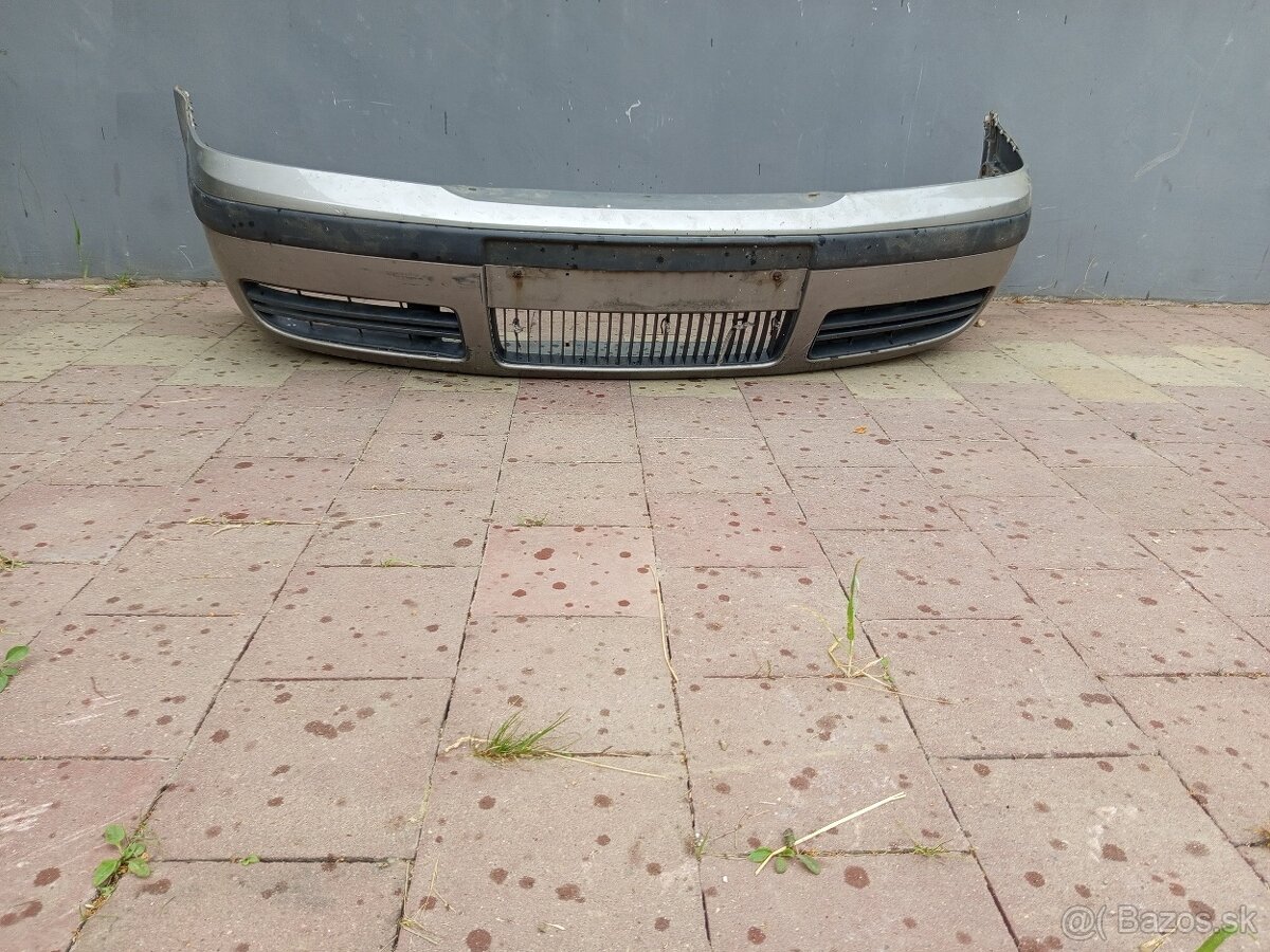 Škoda Octavia 1 predný nárazník
