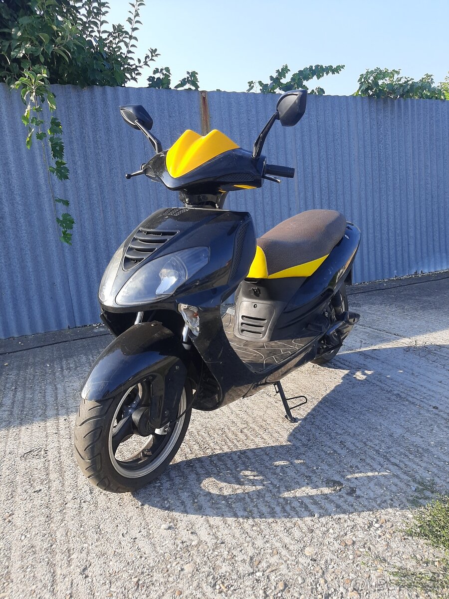 Elektro skuter