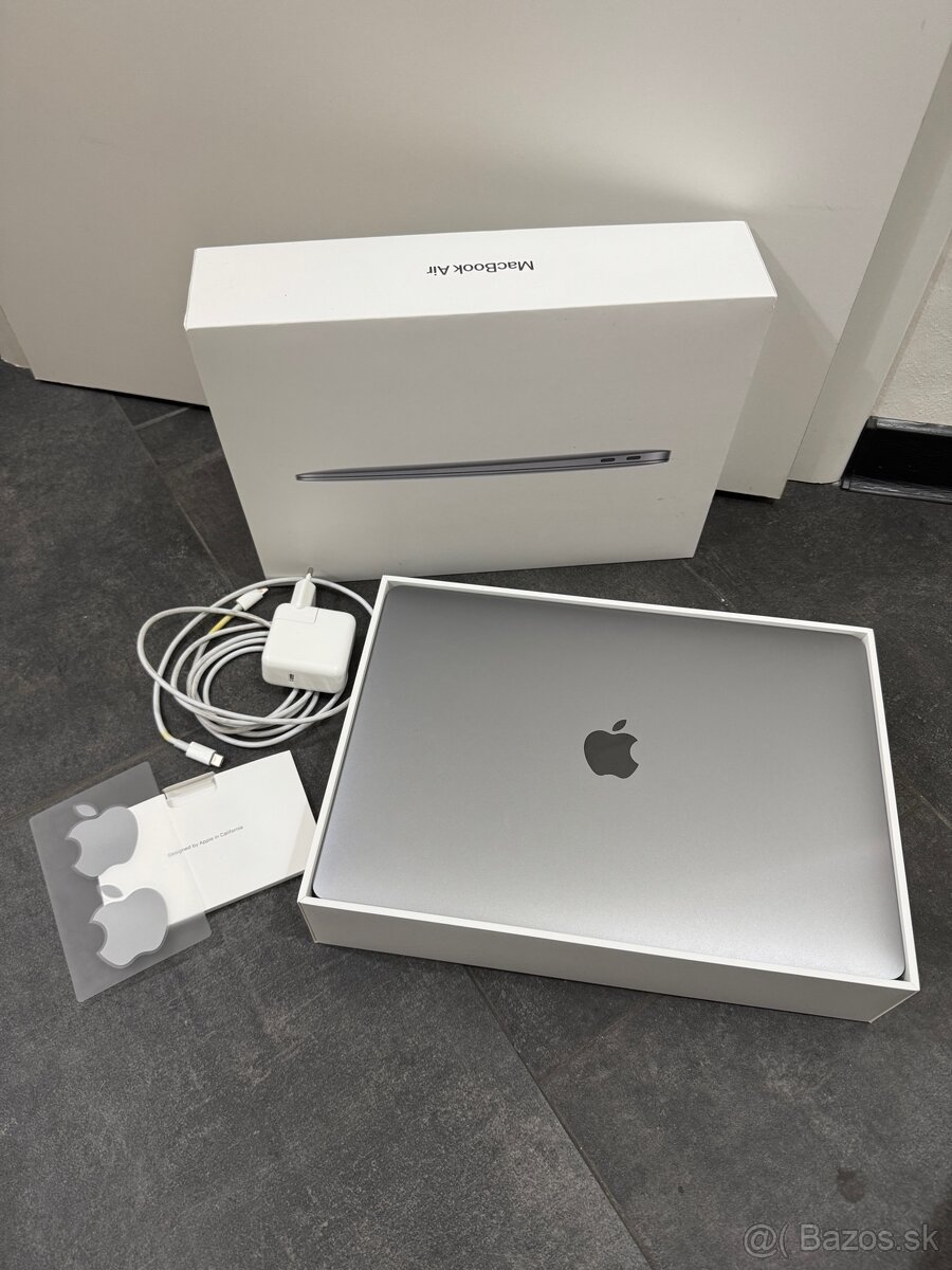 MacBook Air 13” (M1, 2020) – Space Gray