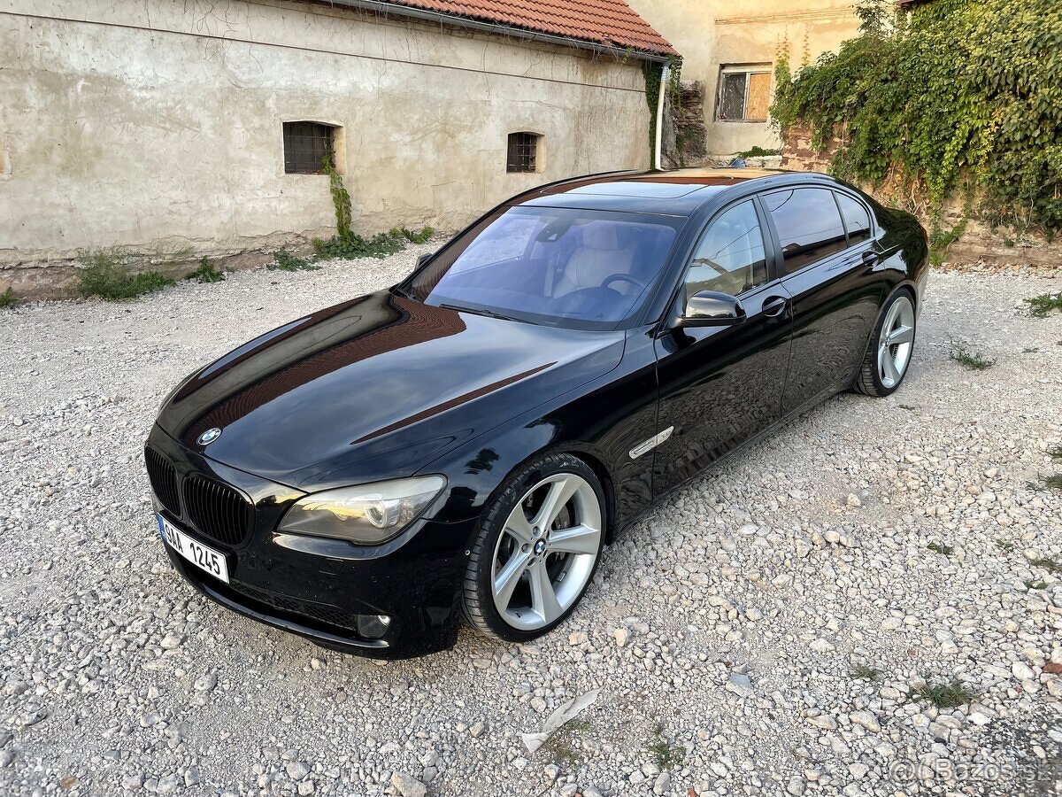 BMW F02 760Li