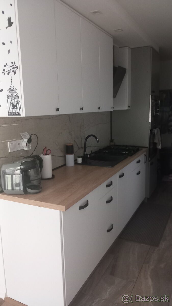 2,5izbový byt s balkónom - Sidl.3